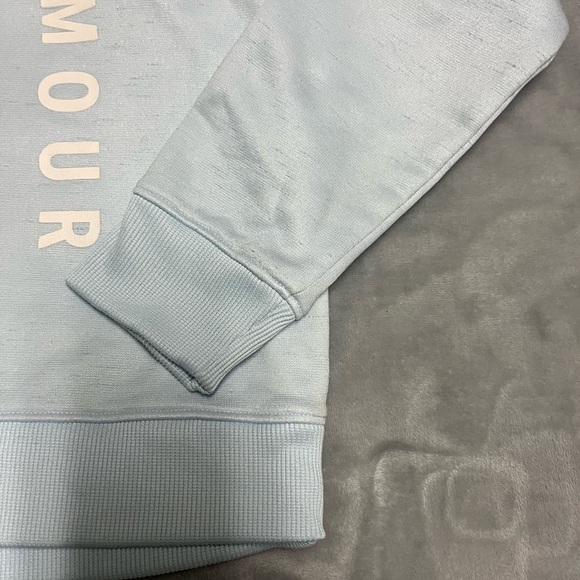 🌸Under Armour Light Blue Sweater - Picture 2 of 3